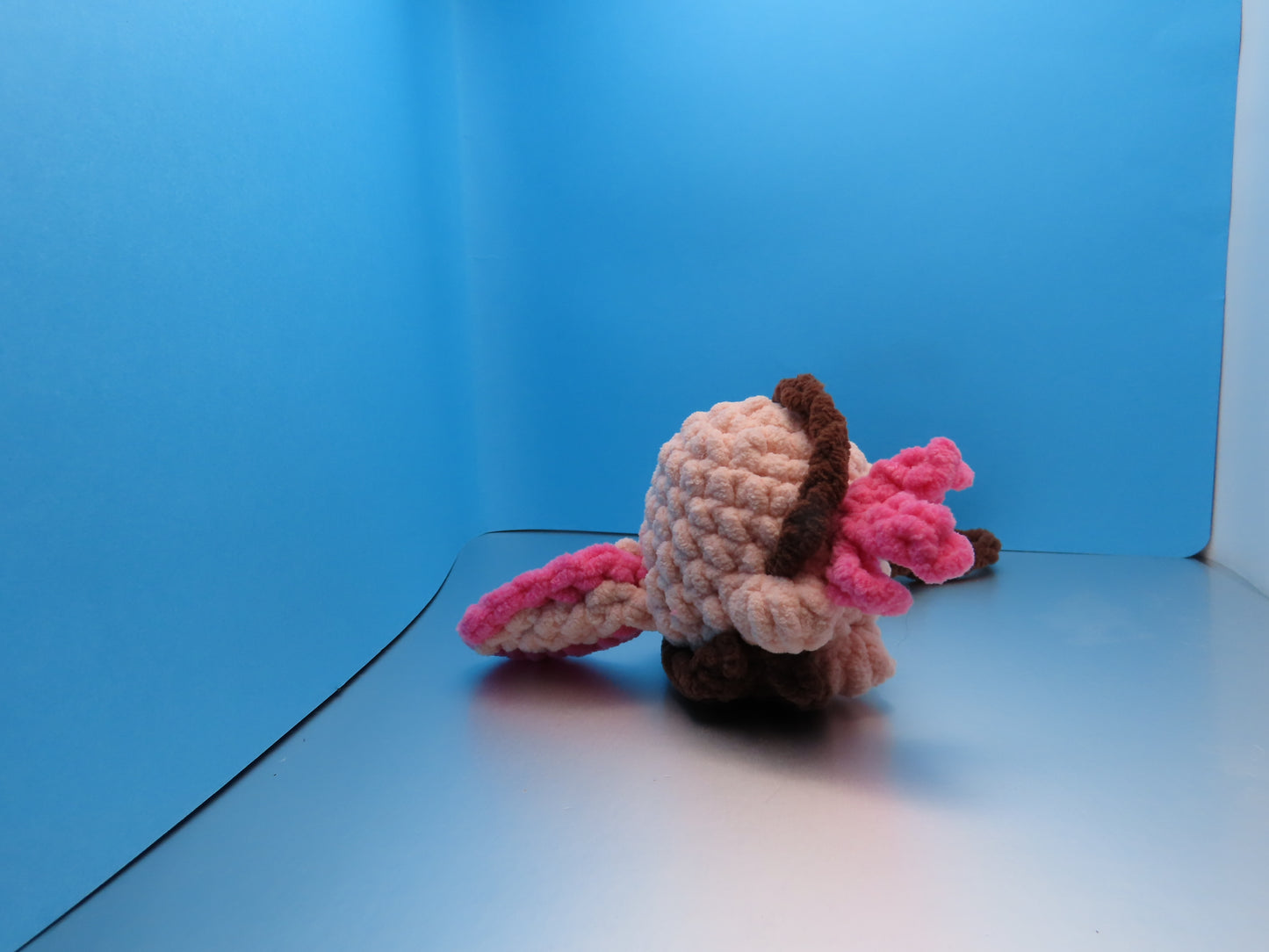 Water Animal on a Swing: Pink Axolotl